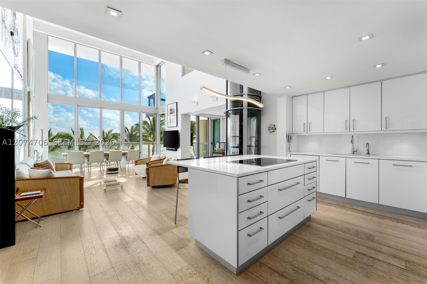 6899 Collins Ave 403 Property Photo 10