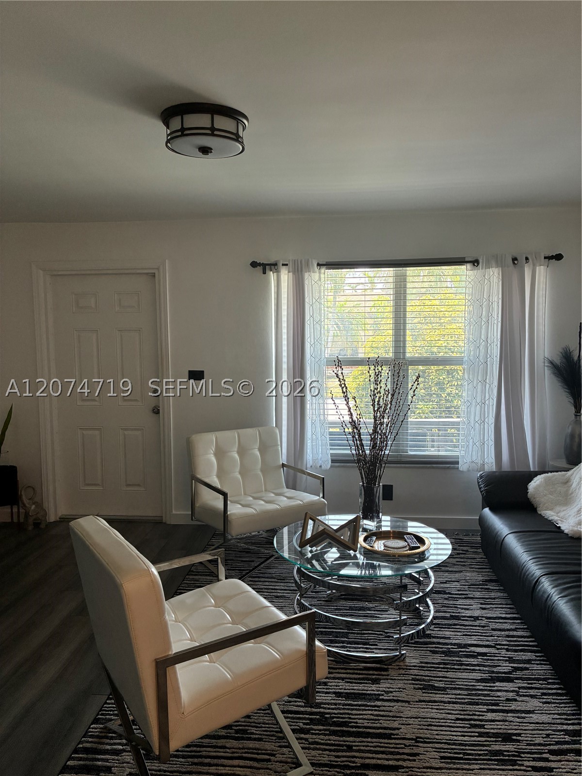 5721 Nw 64th Way Property Photo 4