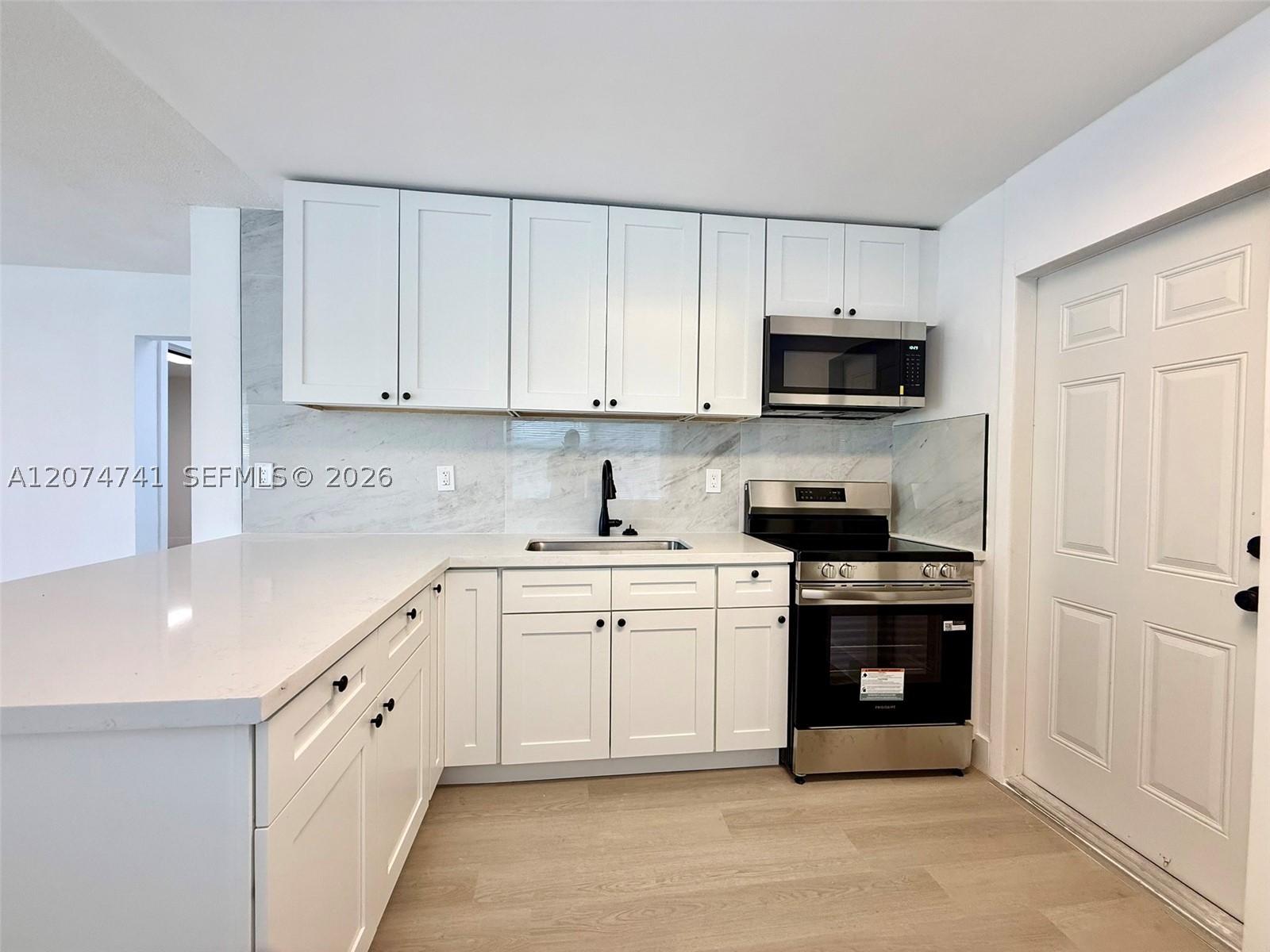 910 Sw 2nd Ave 910 Property Photo 5