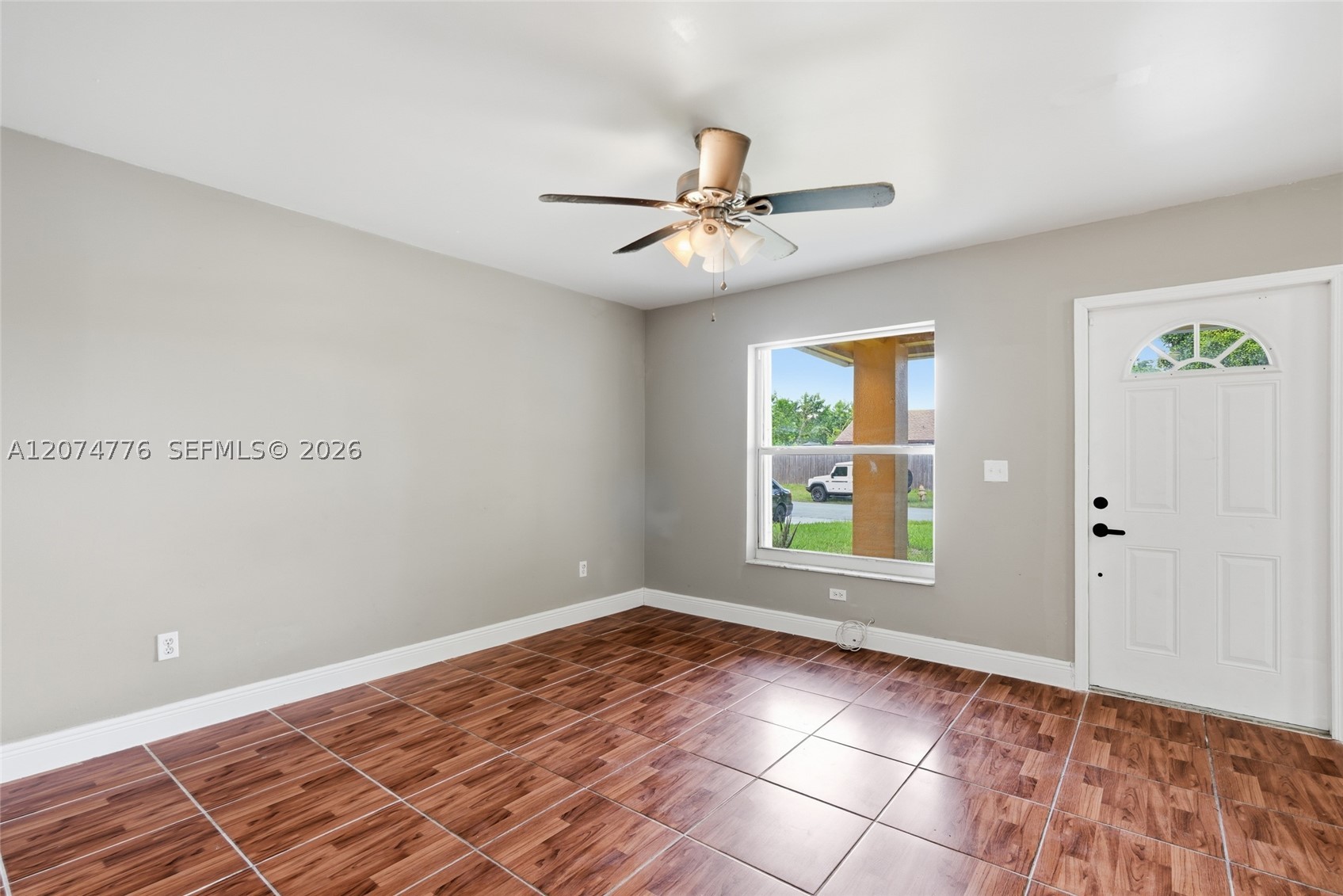 879 Sw 10th St 0 Property Photo 6