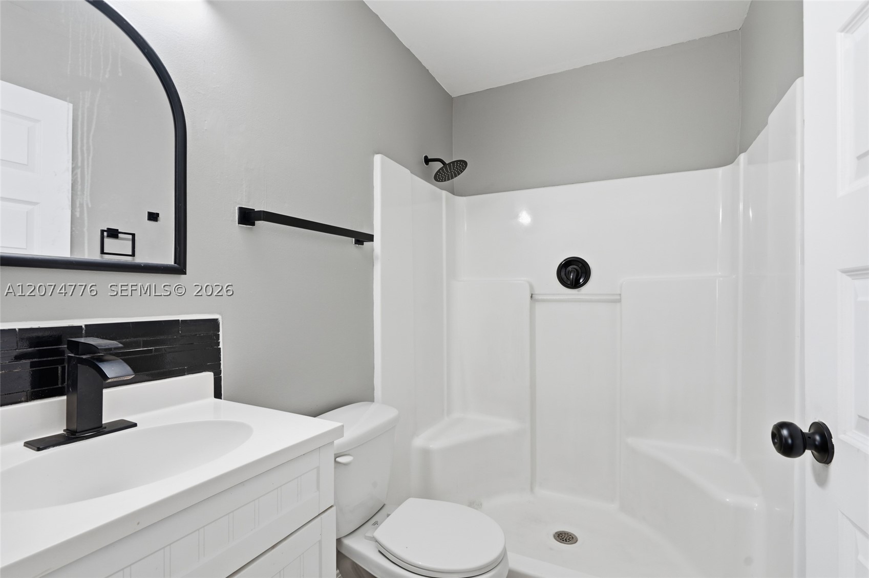 879 Sw 10th St 0 Property Photo 18