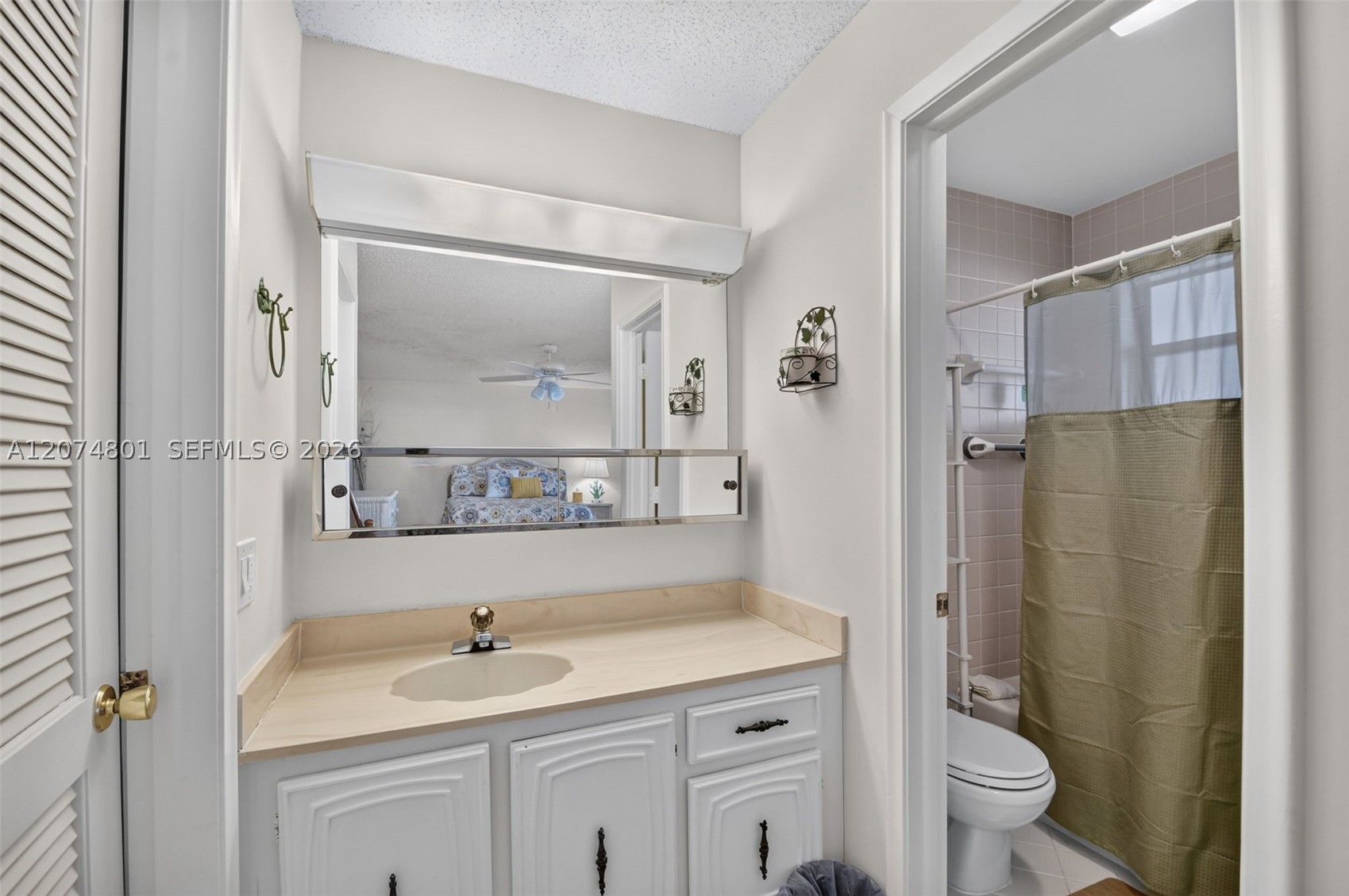 867 North Dr B Property Photo 27