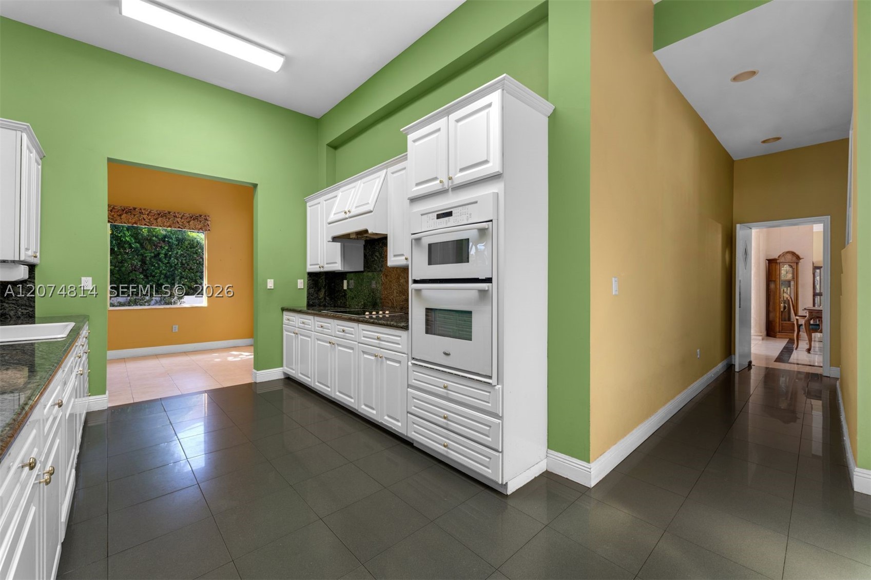 501 Bay Lane Property Photo 12
