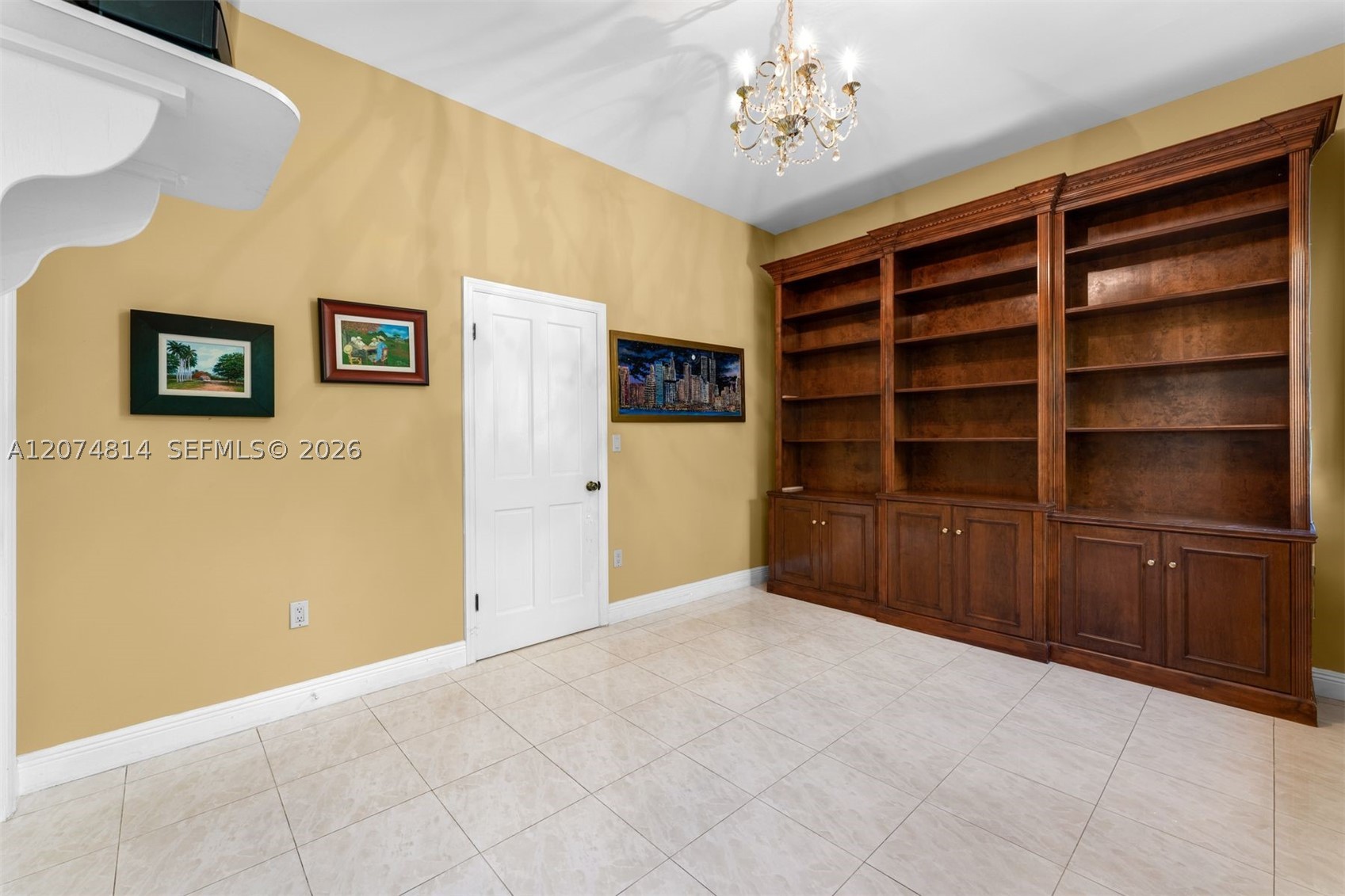 501 Bay Lane Property Photo 18