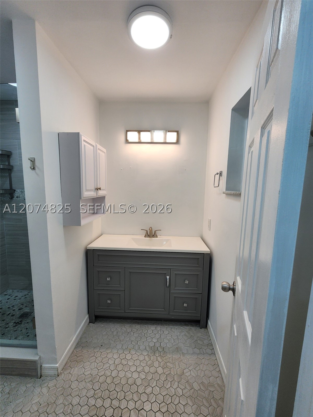 6518 Kendale Lakes Dr 809 Property Photo 15