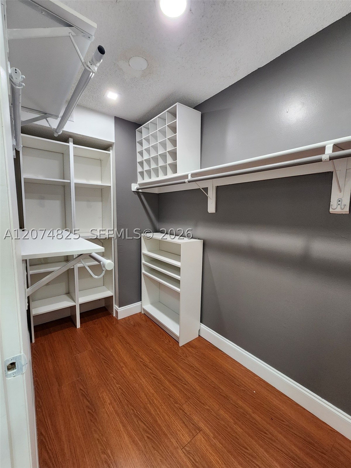 6518 Kendale Lakes Dr 809 Property Photo 16