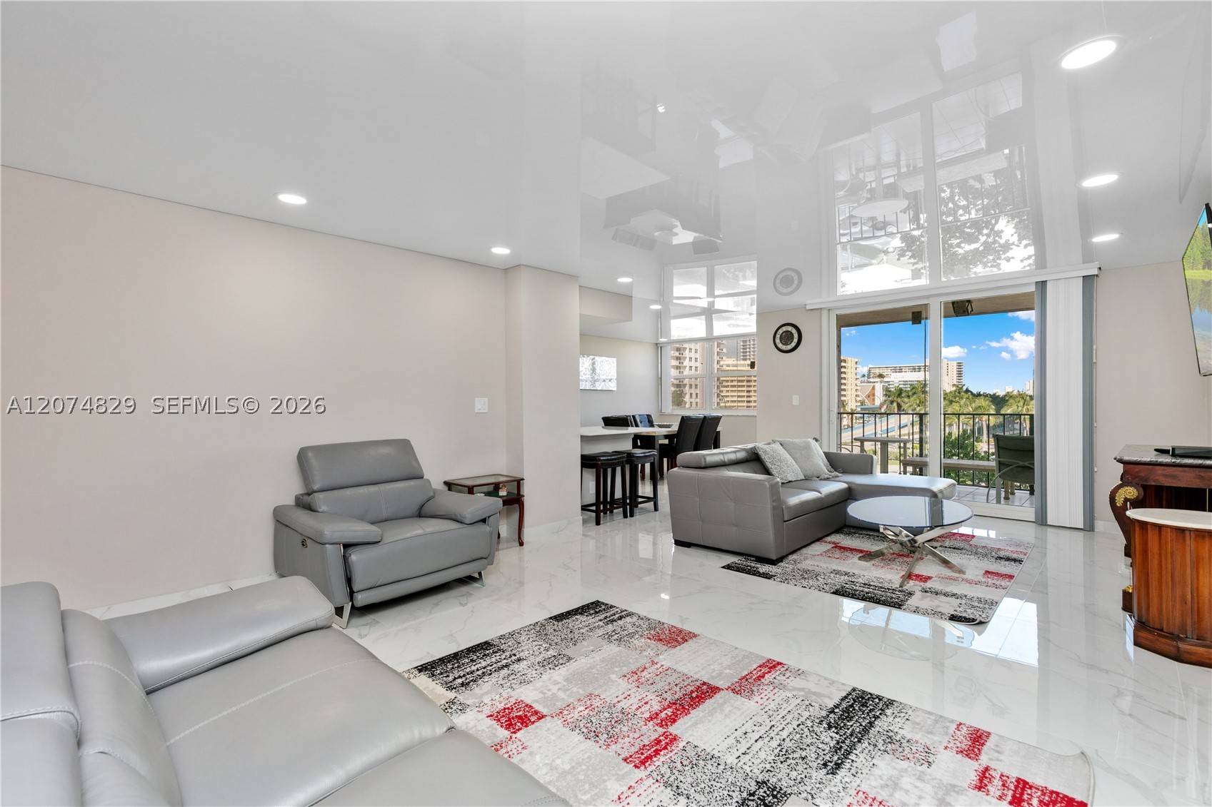 1880 S Ocean Dr 406 Property Photo 1