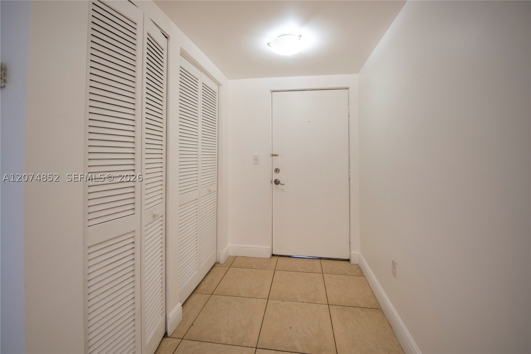 4147 Stirling Rd 406 Property Photo 5