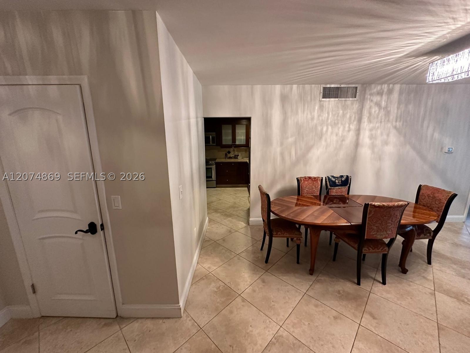 9801 Collins Ave 14t Property Photo 6