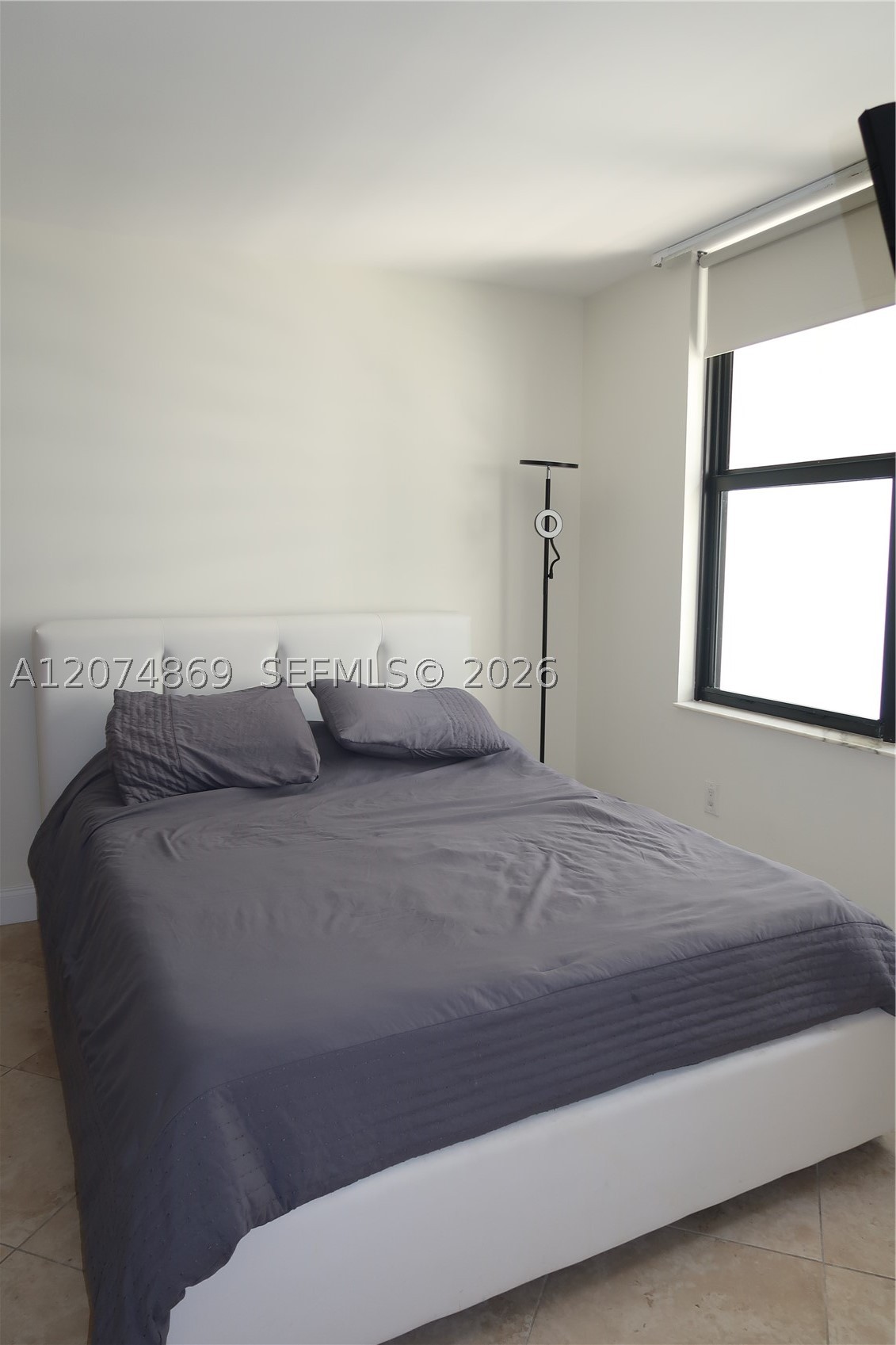 9801 Collins Ave 14t Property Photo 10
