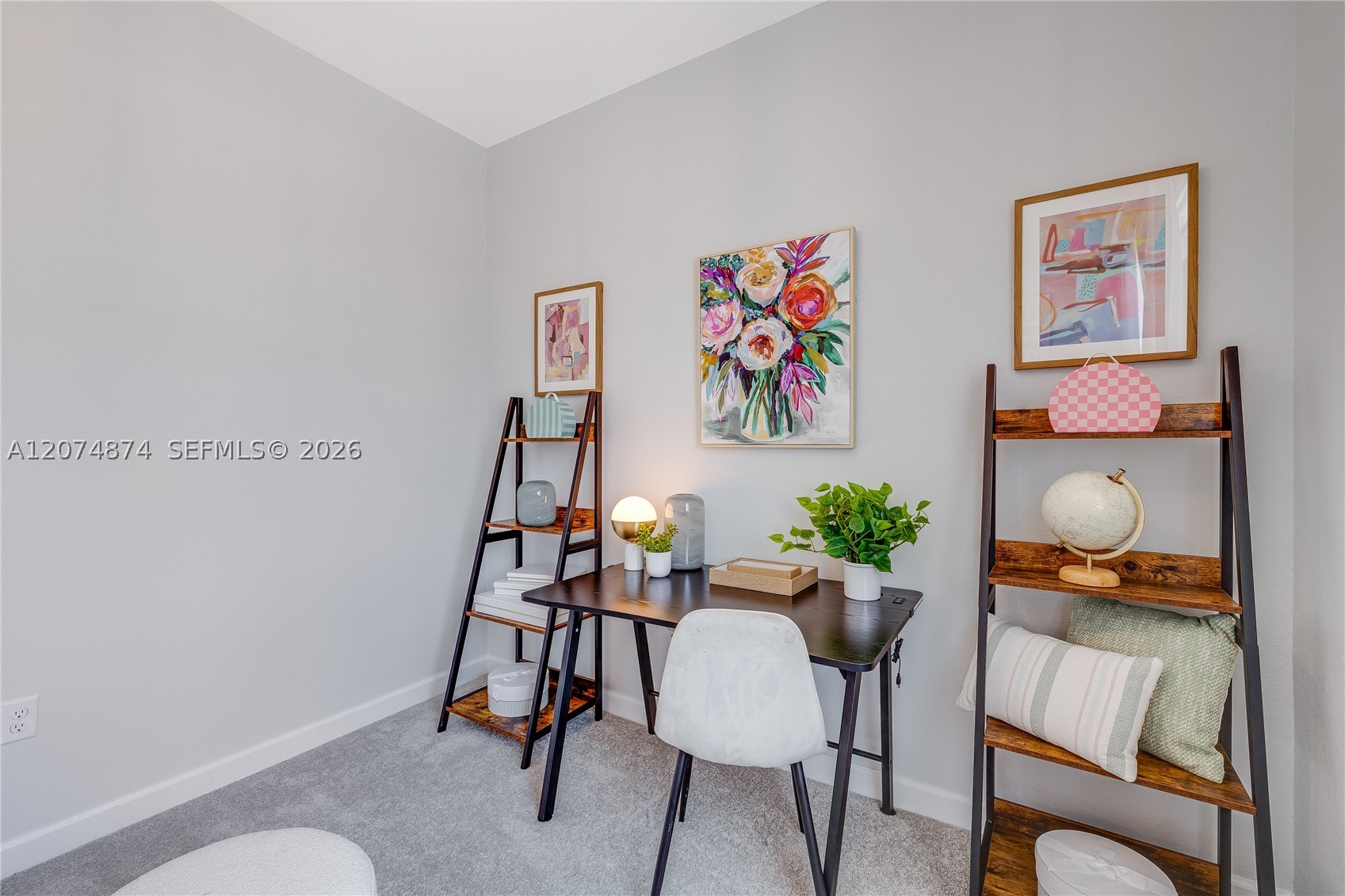 A12074874 Property Photo 26