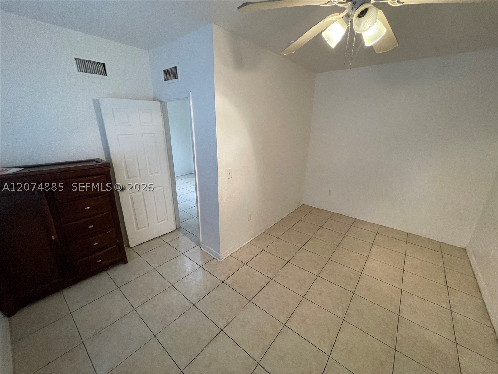 1021 Nw 3rd St 207 Property Photo 7