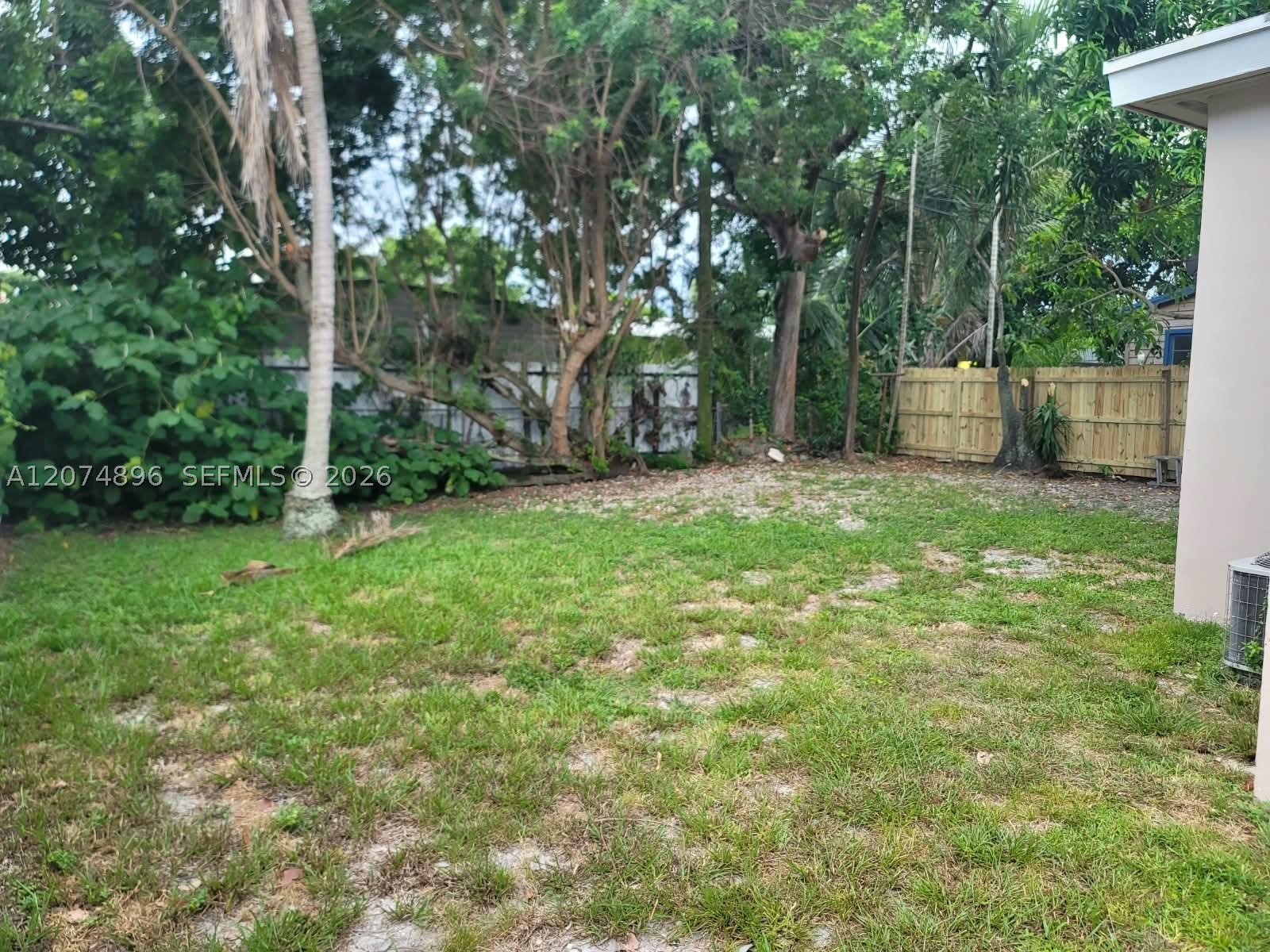 1120 Ne 111th St Property Photo 4