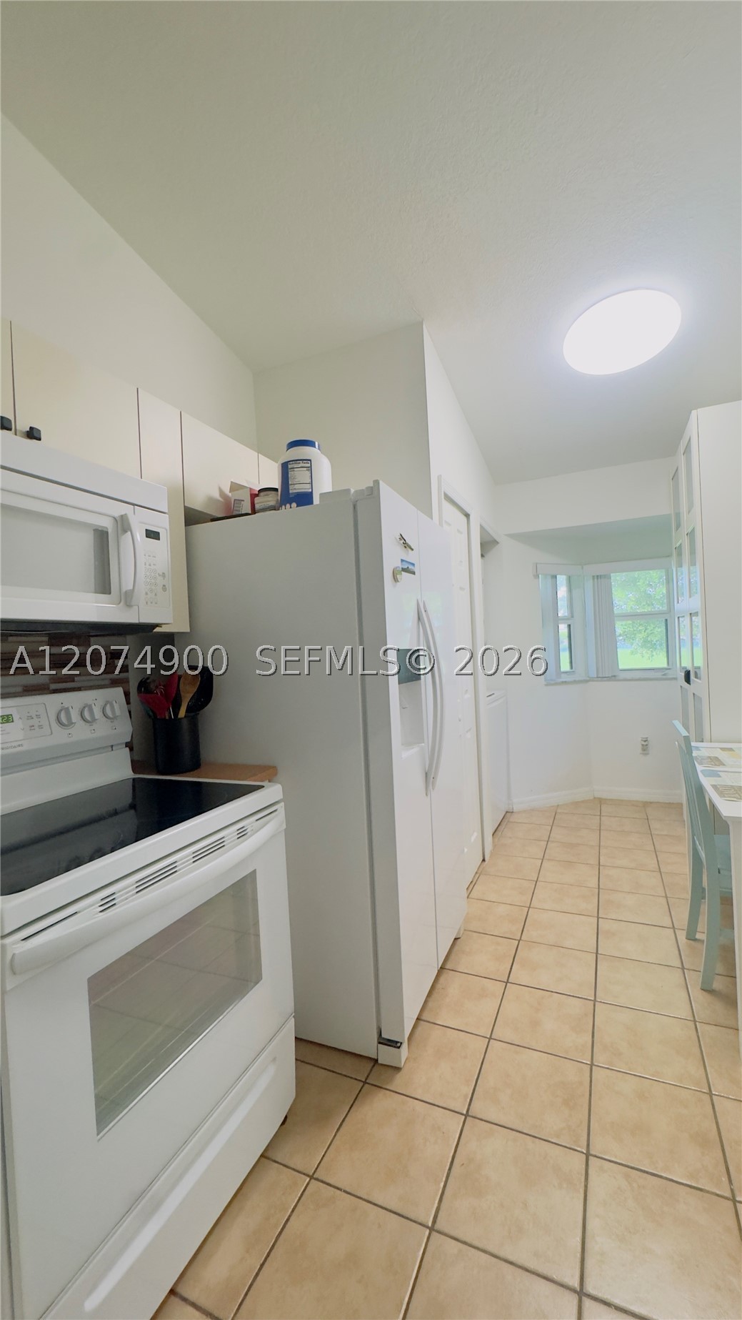 990 Ne 33rd Ter 202 Property Photo 13