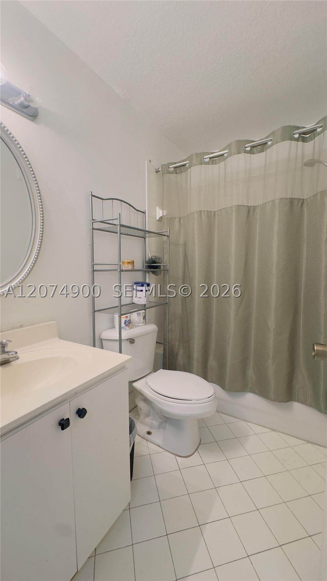 990 Ne 33rd Ter 202 Property Photo 17