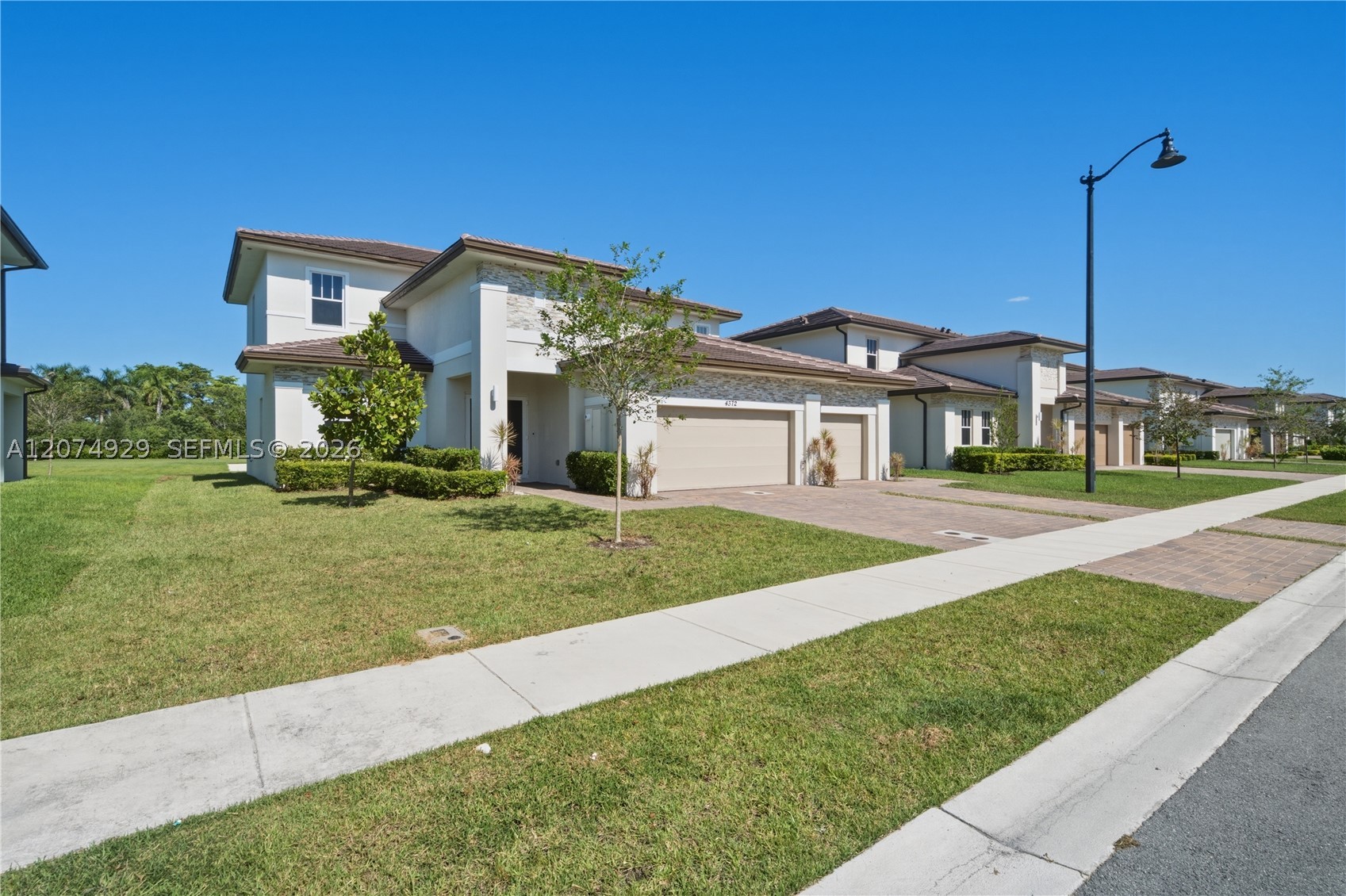 4372 Sw 122nd Ter Property Photo 4