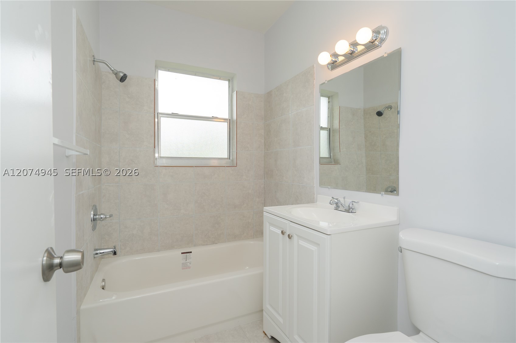 1329 Ne Krome Ter 1329 Property Photo 9