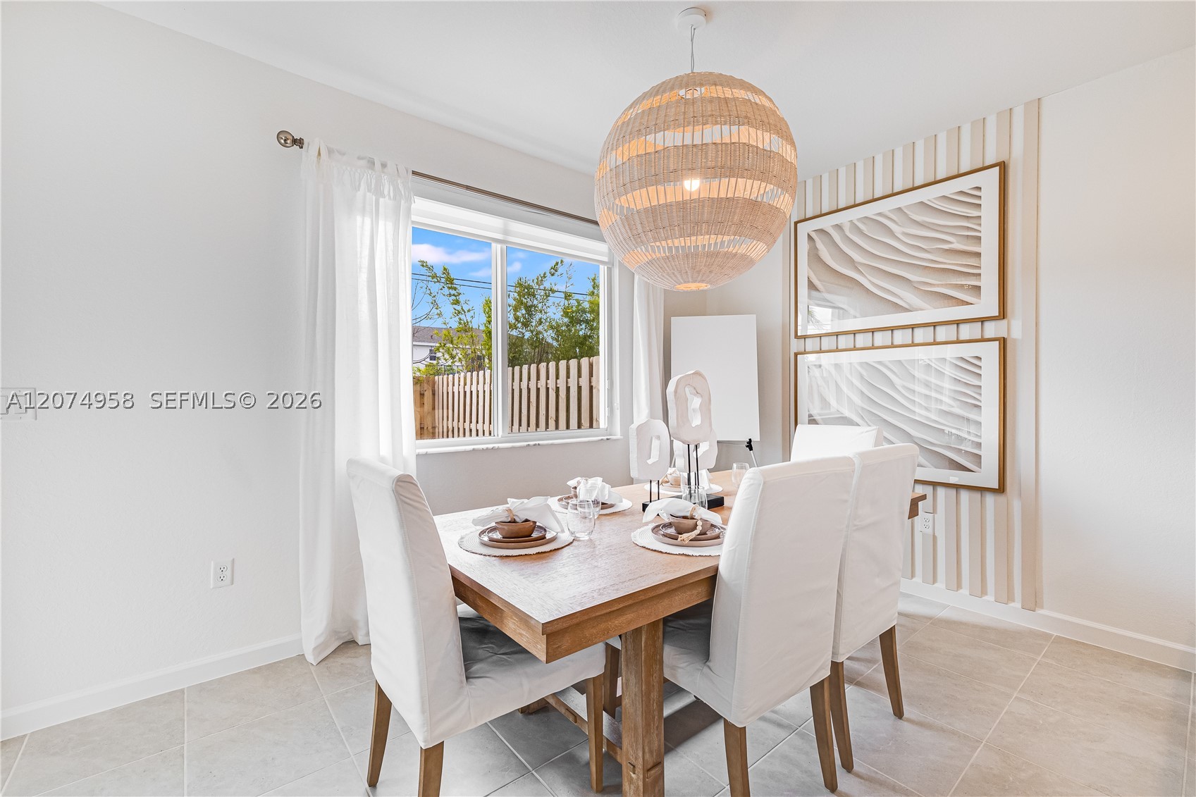 A12074958 Property Photo 4
