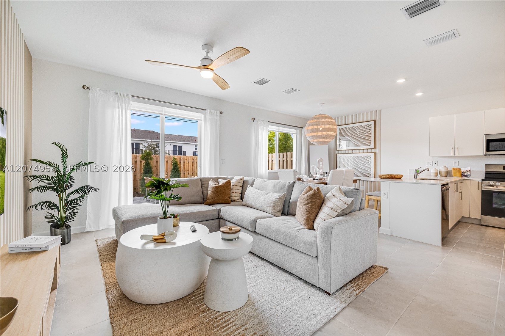 A12074958 Property Photo 9