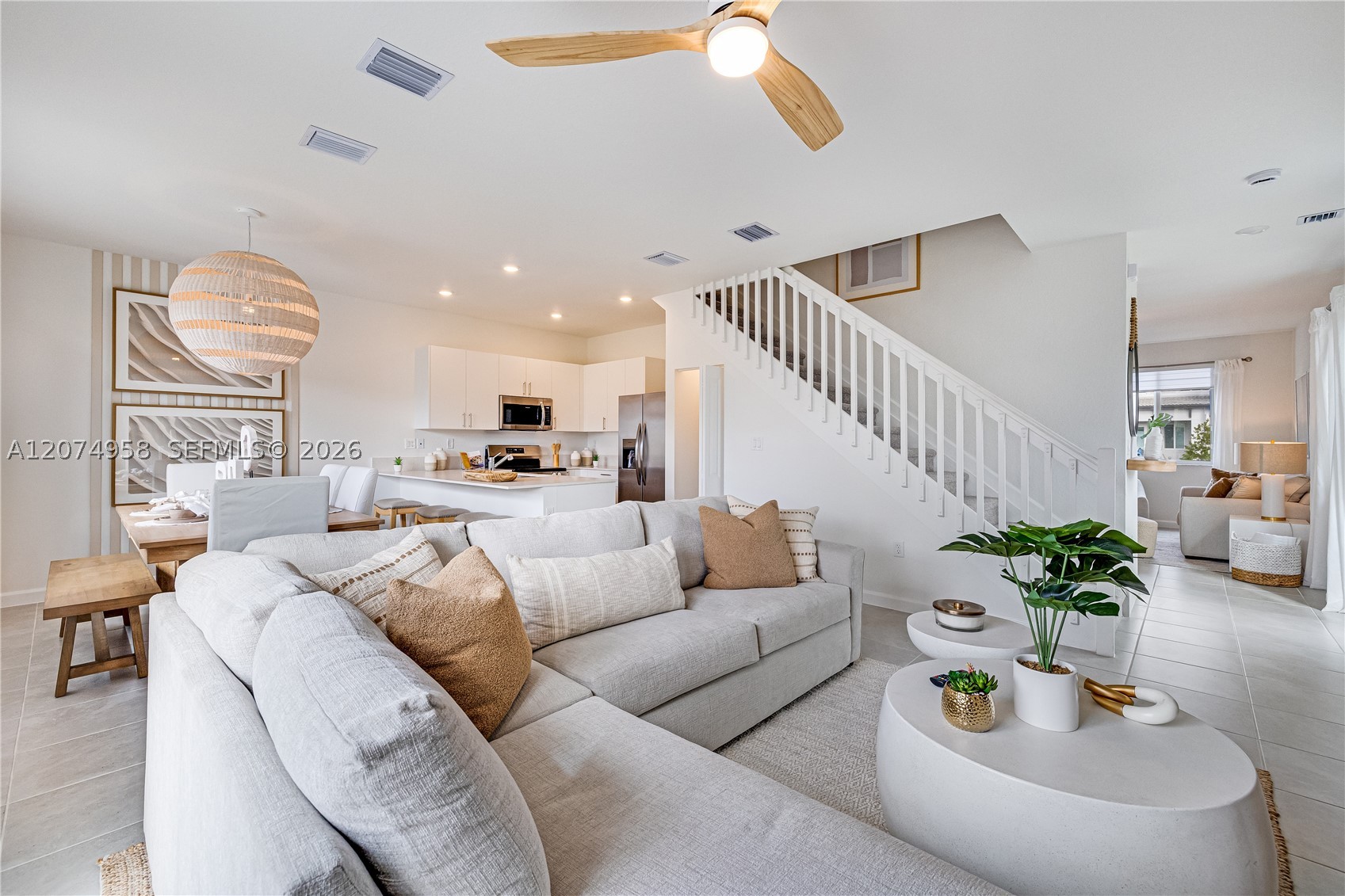 A12074958 Property Photo 10