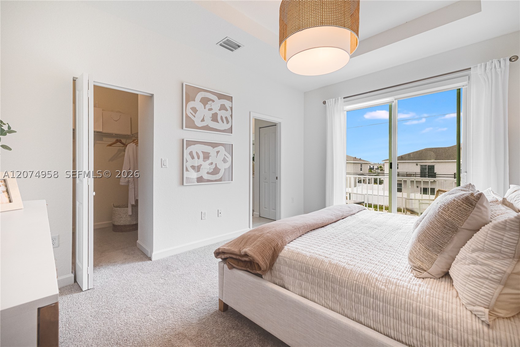 A12074958 Property Photo 16