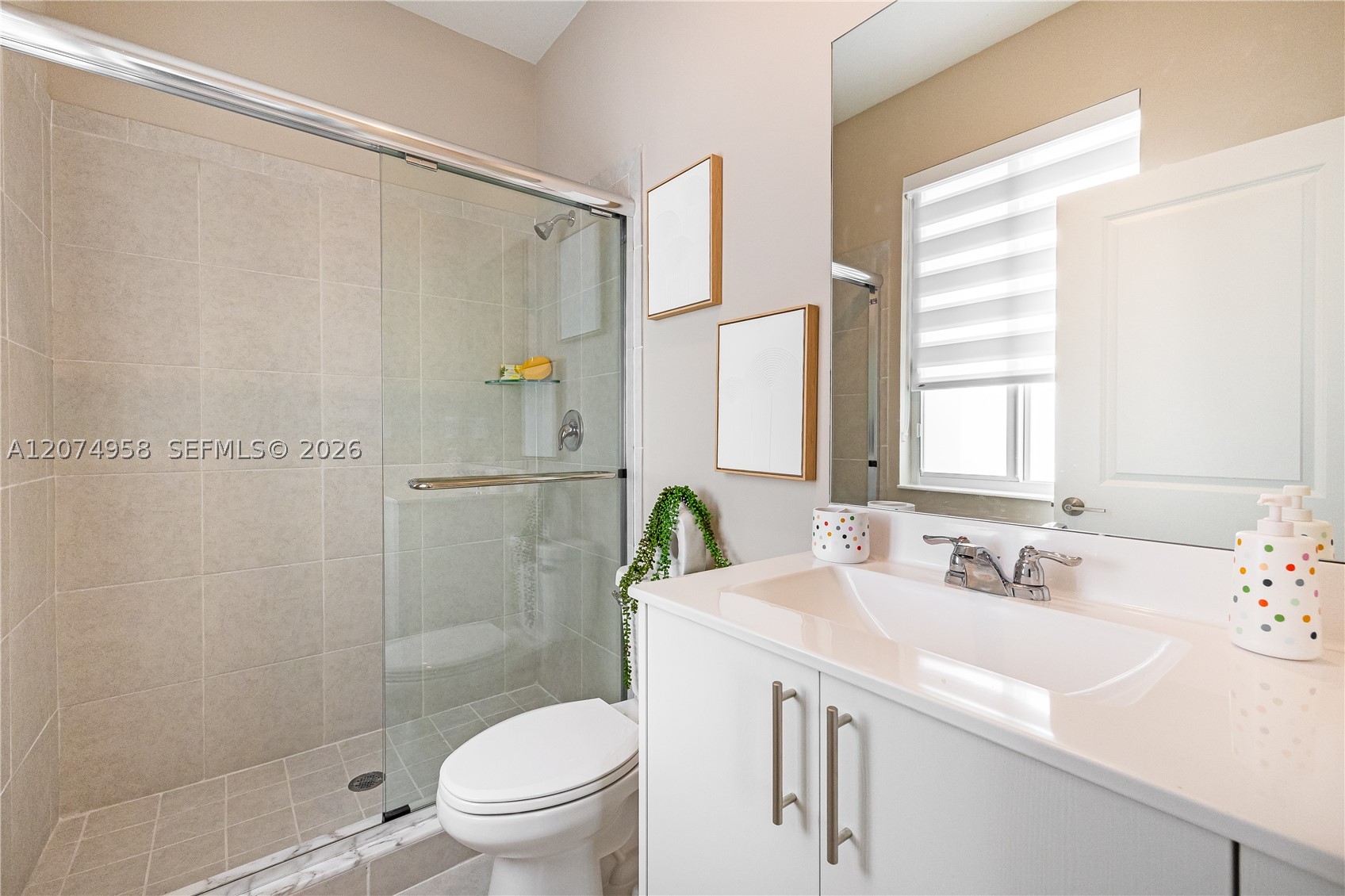 A12074958 Property Photo 23