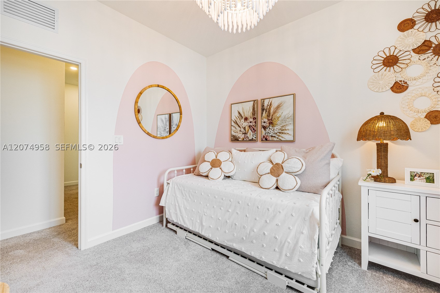 A12074958 Property Photo 25
