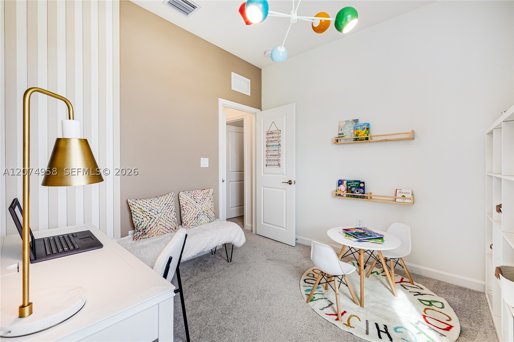 A12074958 Property Photo 26