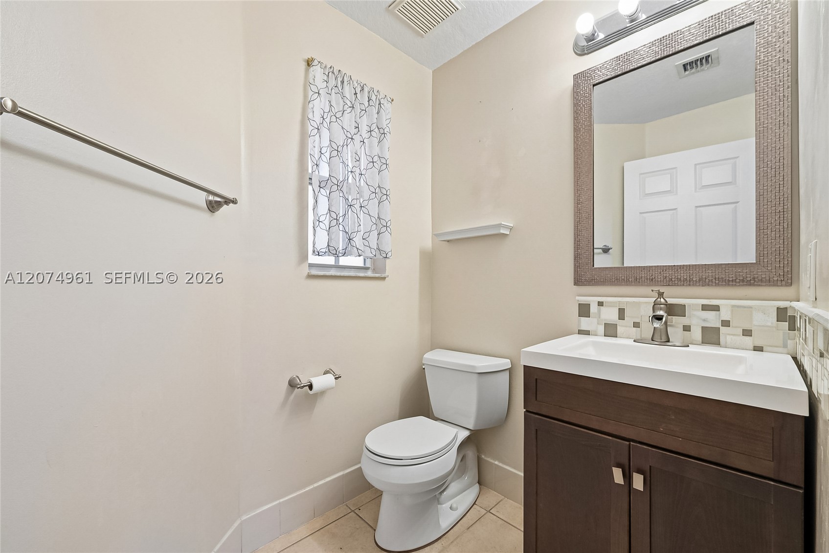 1567 Se 20th Ave Property Photo 6