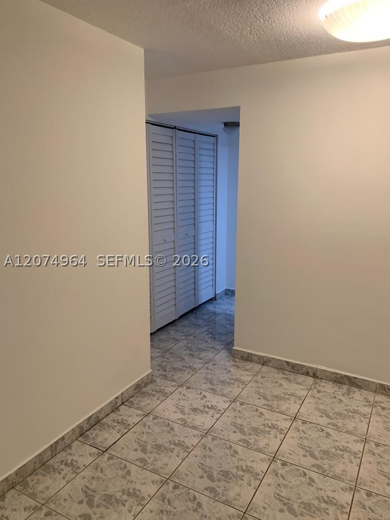 1990 Marseille Dr 206 Property Photo 11