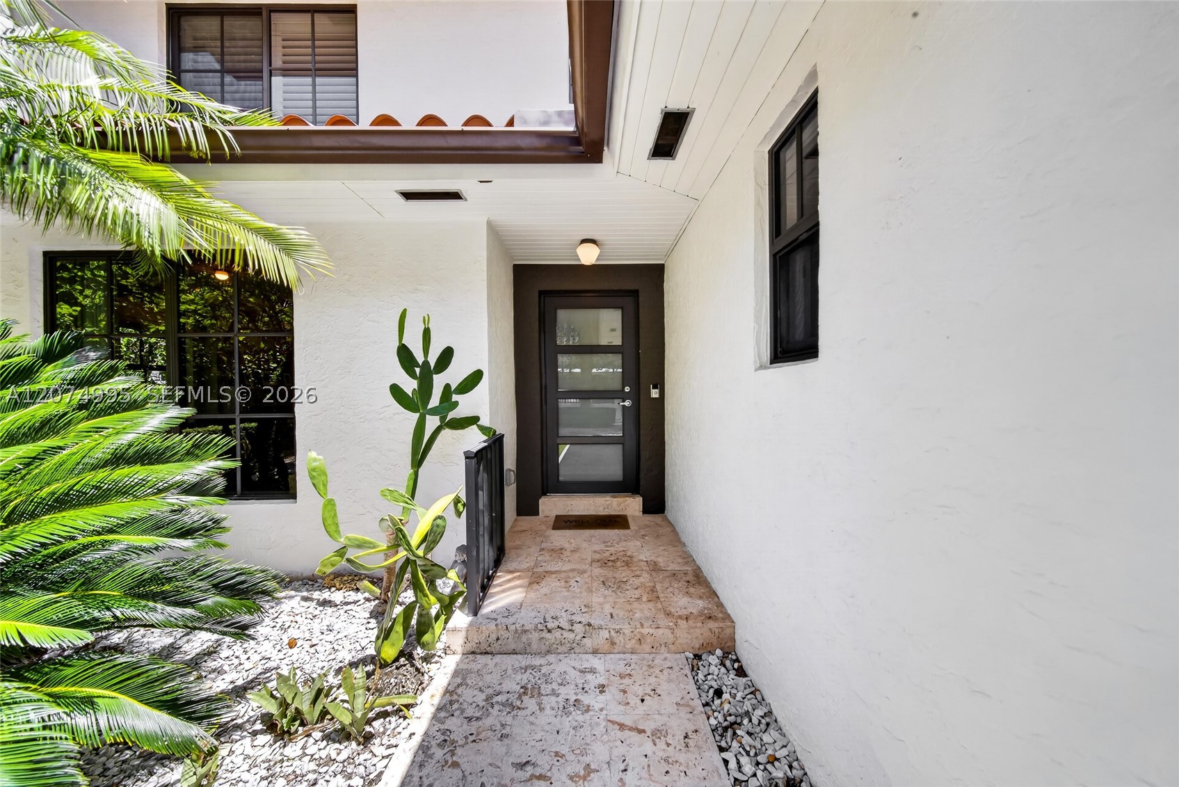 1043 Alfonso Ave Property Photo 4