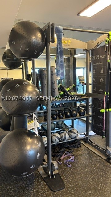2625 Collins Ave 212 Property Photo 16