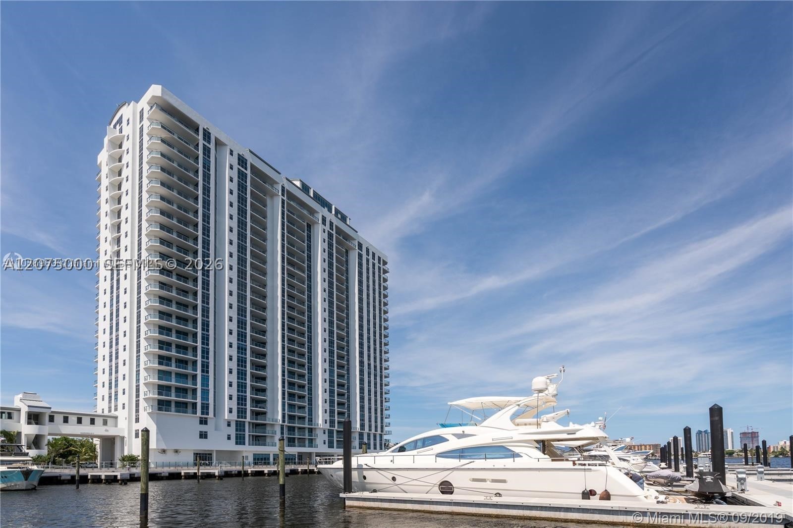 17301 Biscayne Blvd 1211 Property Photo 2