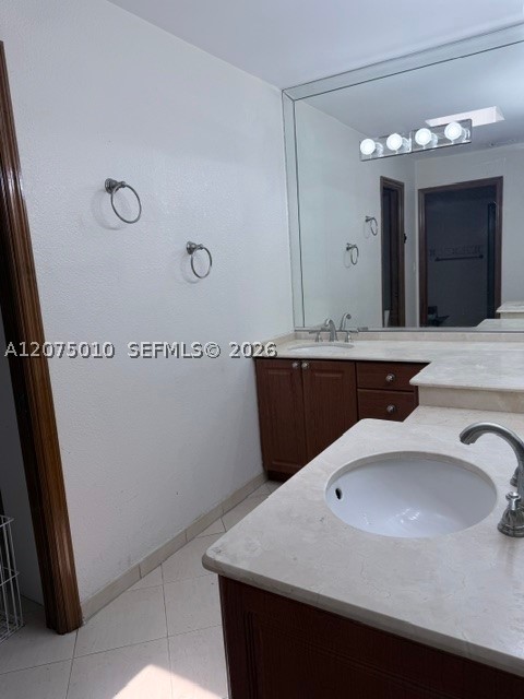 13220 Sw 25th St Property Photo 6