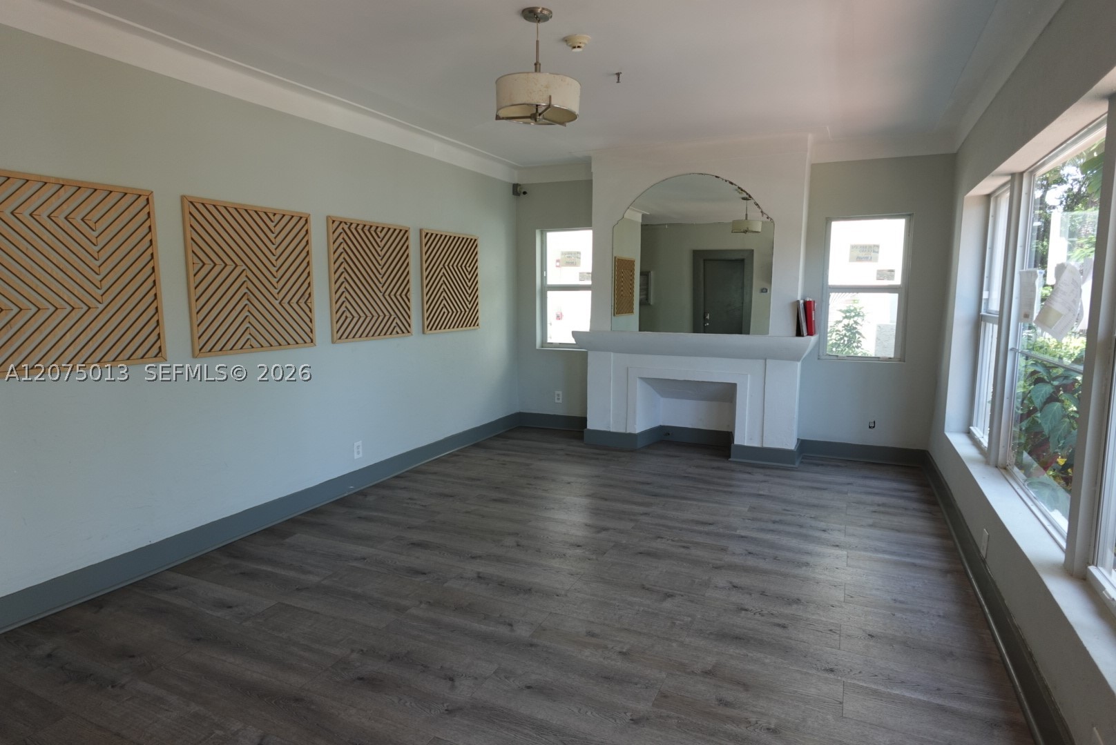 1320 Drexel Ave 200 Property Photo 11