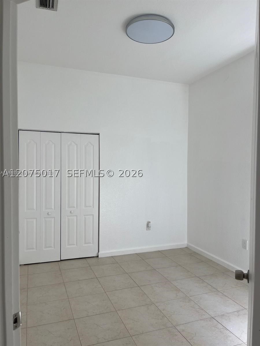 2315 Ne 37th Rd Property Photo 12