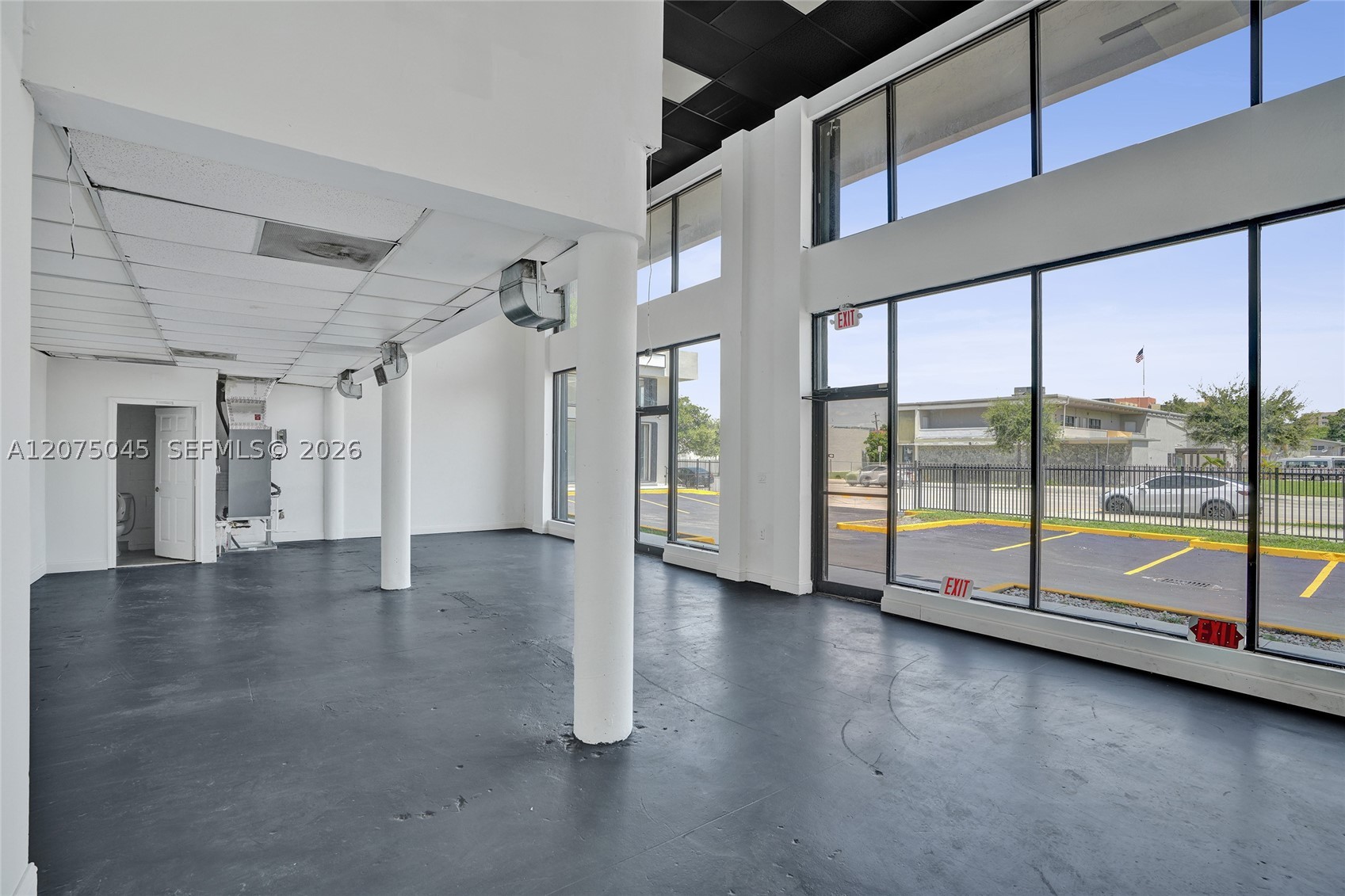 900 W Flagler St 1 Property Photo 6