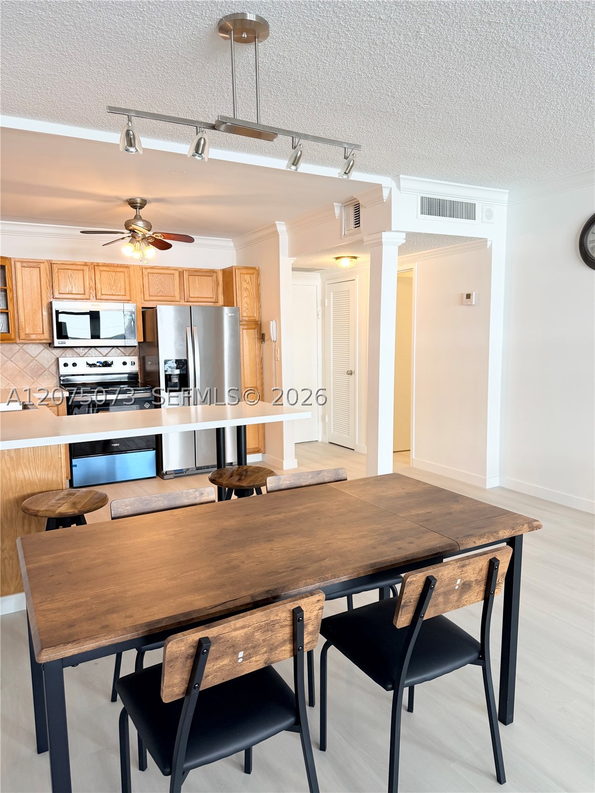 3725 S Ocean Dr 521 Property Photo 1