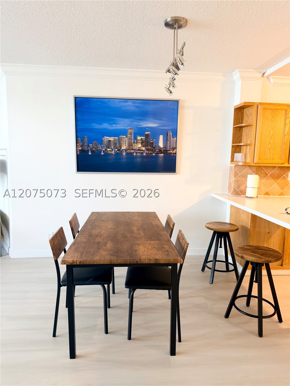 3725 S Ocean Dr 521 Property Photo 4