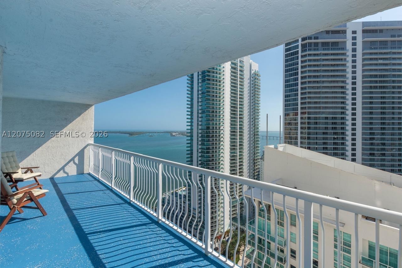 1200 Brickell Bay Dr 3207 Property Photo 13