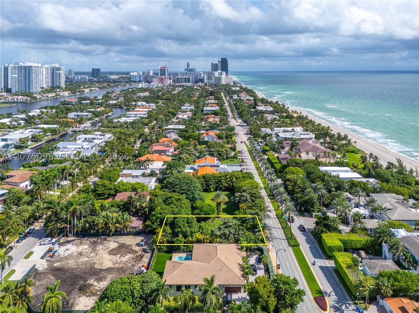 325 Ocean Blvd Property Photo 3