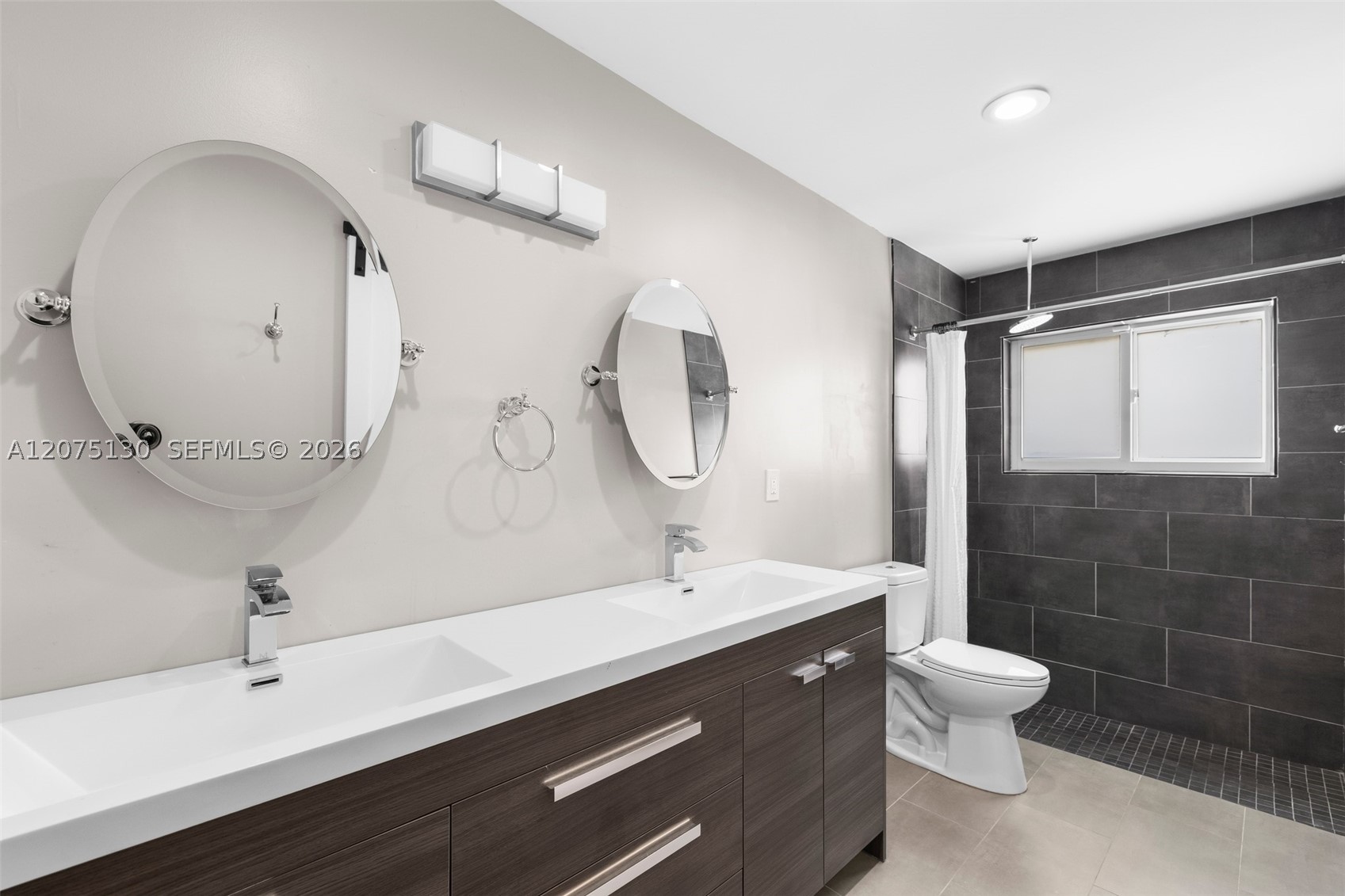 1151 Nw 78th Ter . Property Photo 32