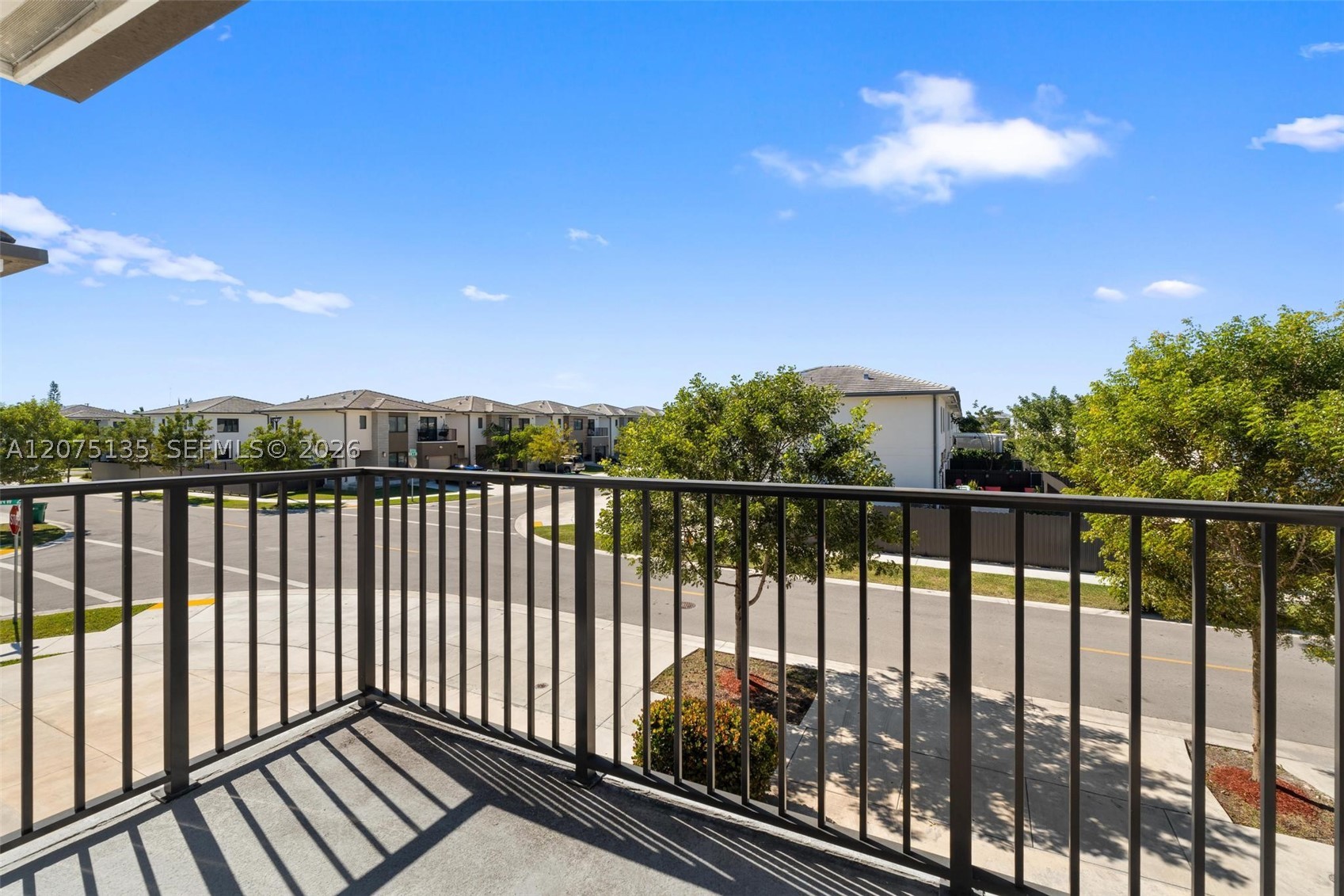 A12075135 Property Photo 18