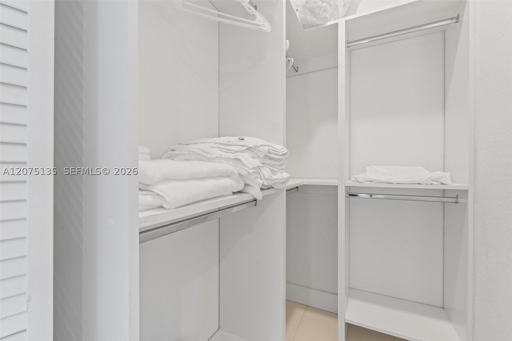 A12075135 Property Photo 20