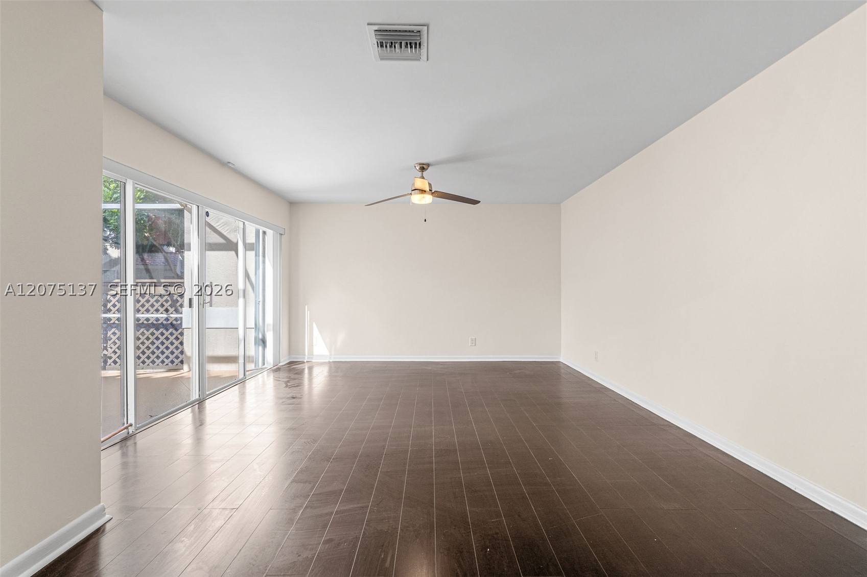 10936 Long Boat Dr Property Photo 7
