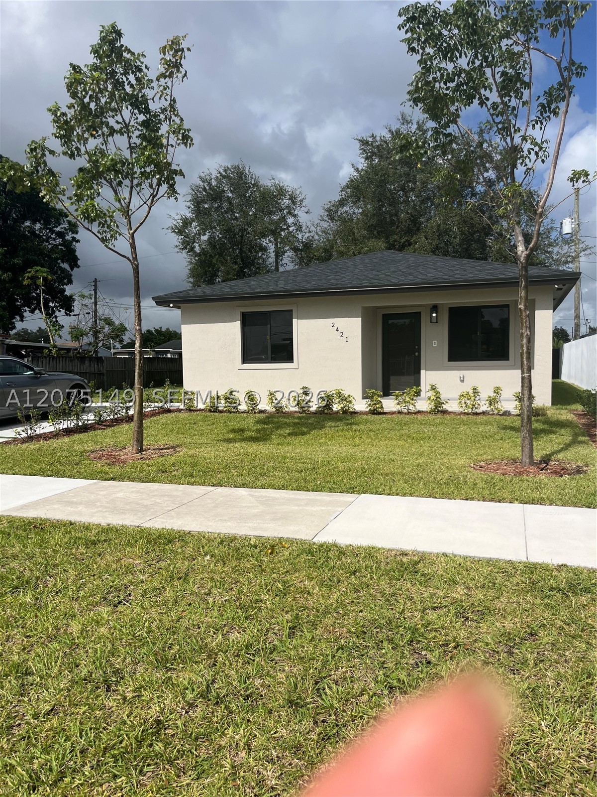 2421 Nw 152nd Ter Property Photo 3