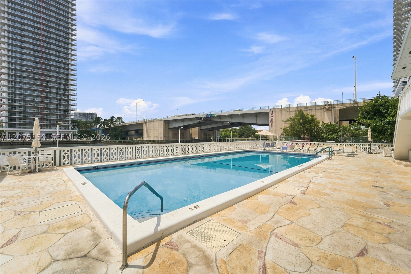 1801 S Ocean Dr 640 Property Photo 20