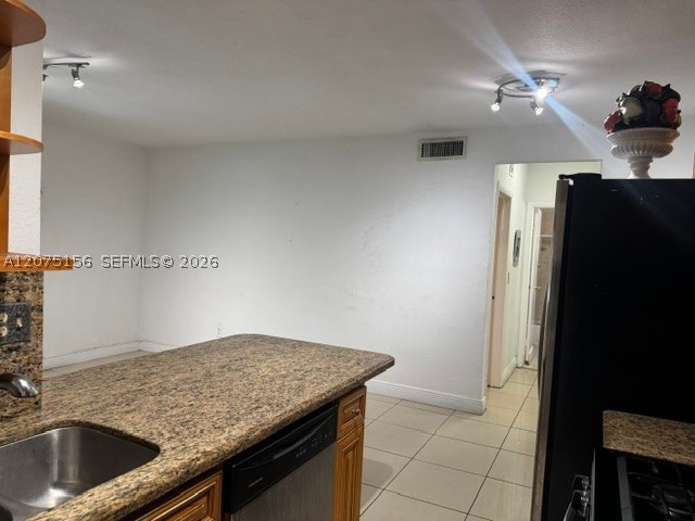 640 Pennsylvania Ave 11 Property Photo 5