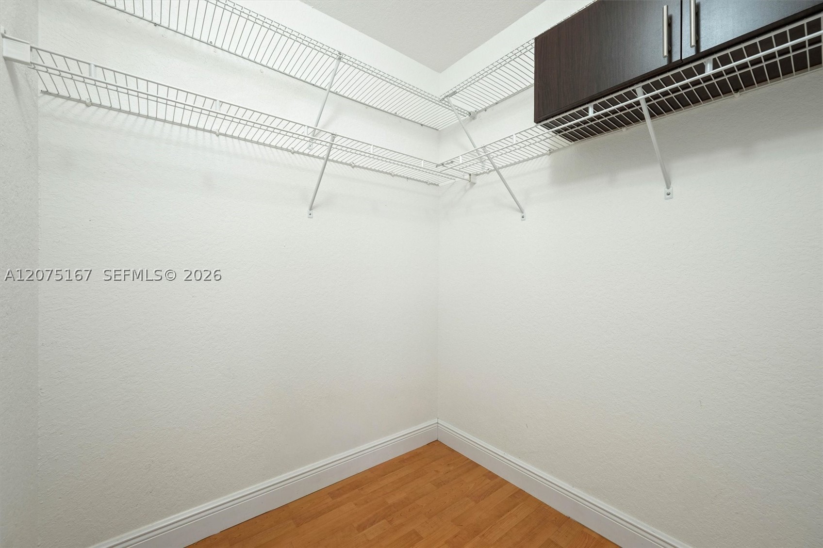 3810 Tree Top Dr Property Photo 20