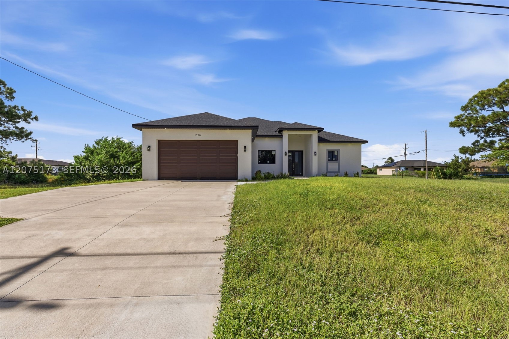1728 Kismet Pkwy W Property Photo 33